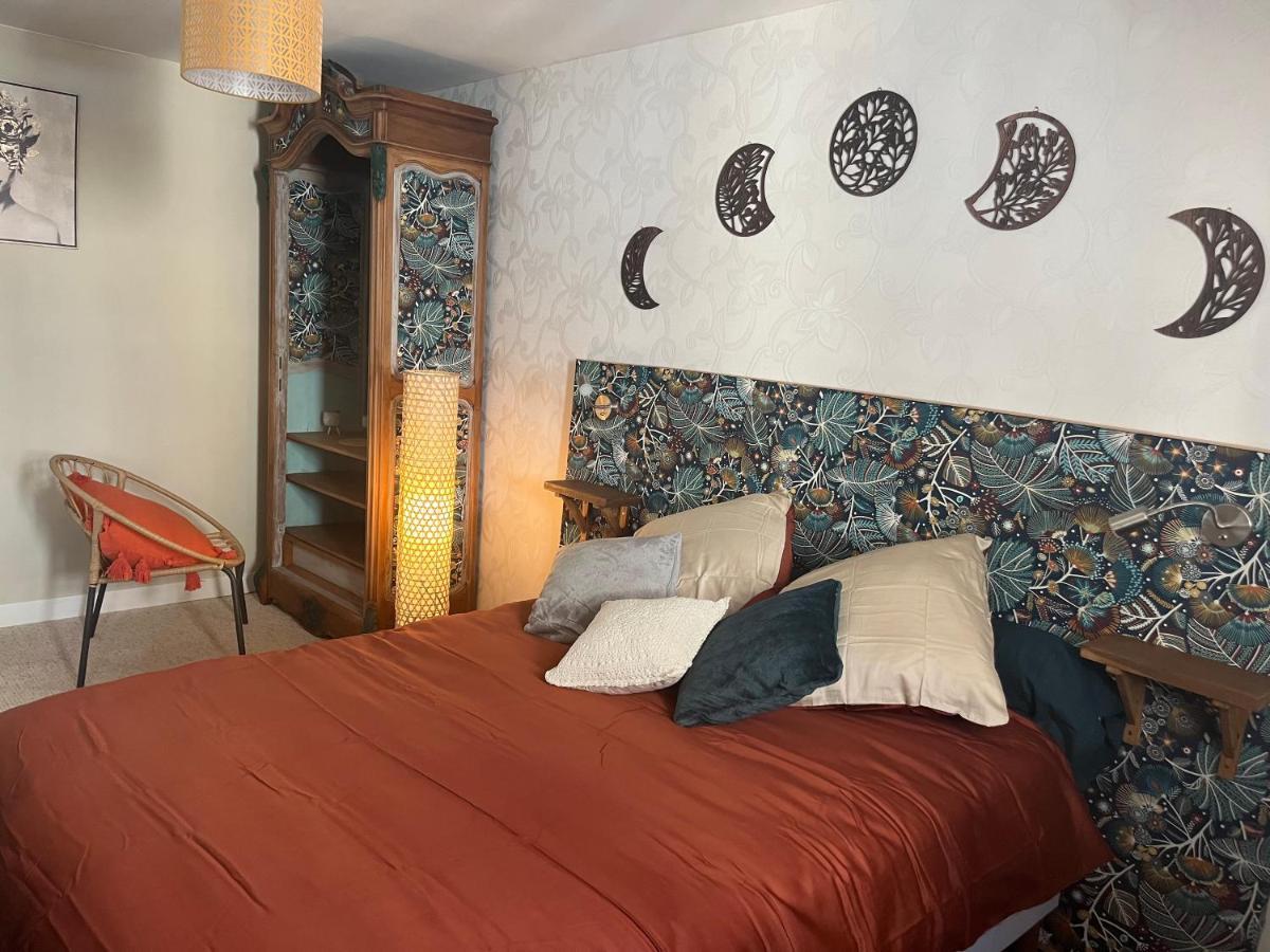 Les Avatars Apartment Saint-Amand-Mont-Rond Екстериор снимка