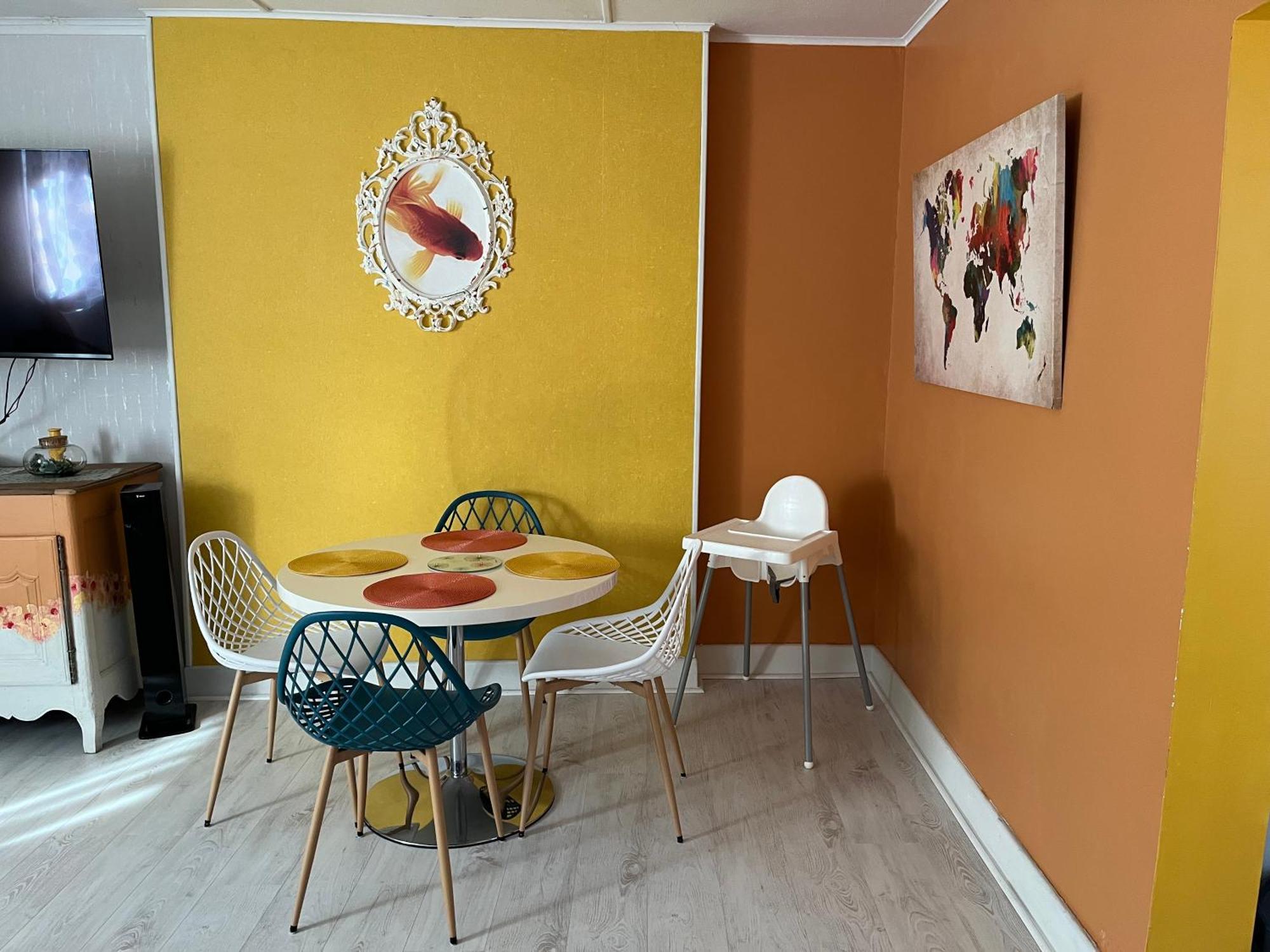 Les Avatars Apartment Saint-Amand-Mont-Rond Екстериор снимка